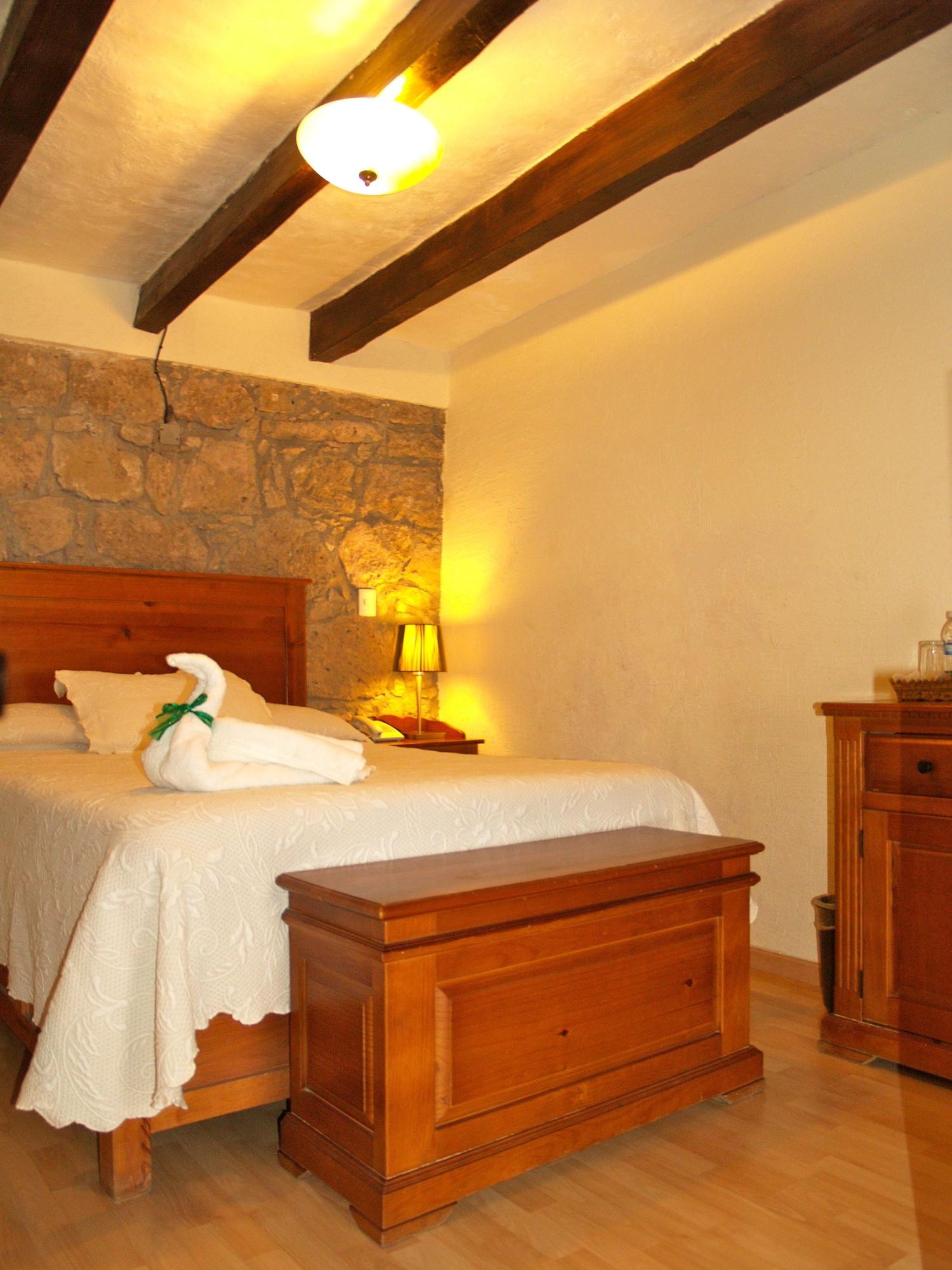 Hotel Refugio Agustino มอเรเลีย ภายนอก รูปภาพ