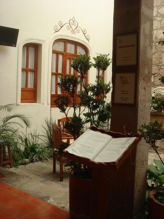 Hotel Refugio Agustino มอเรเลีย ภายนอก รูปภาพ