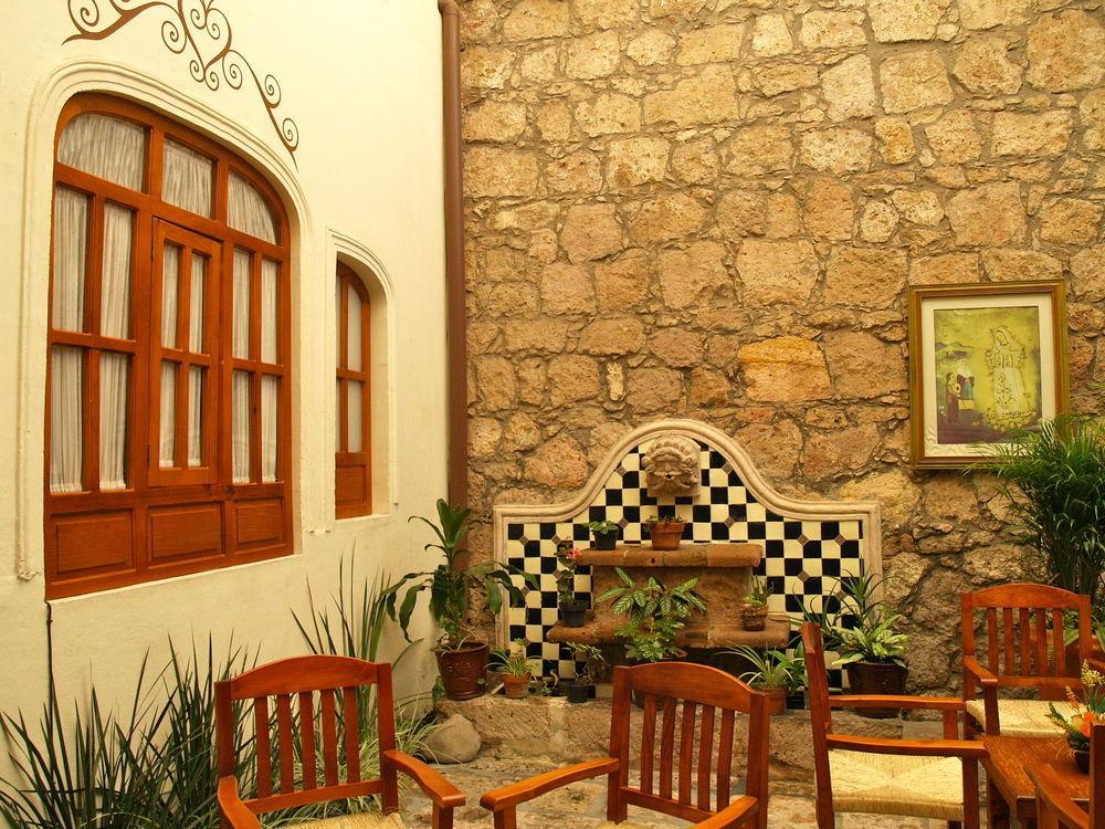 Hotel Refugio Agustino มอเรเลีย ภายนอก รูปภาพ