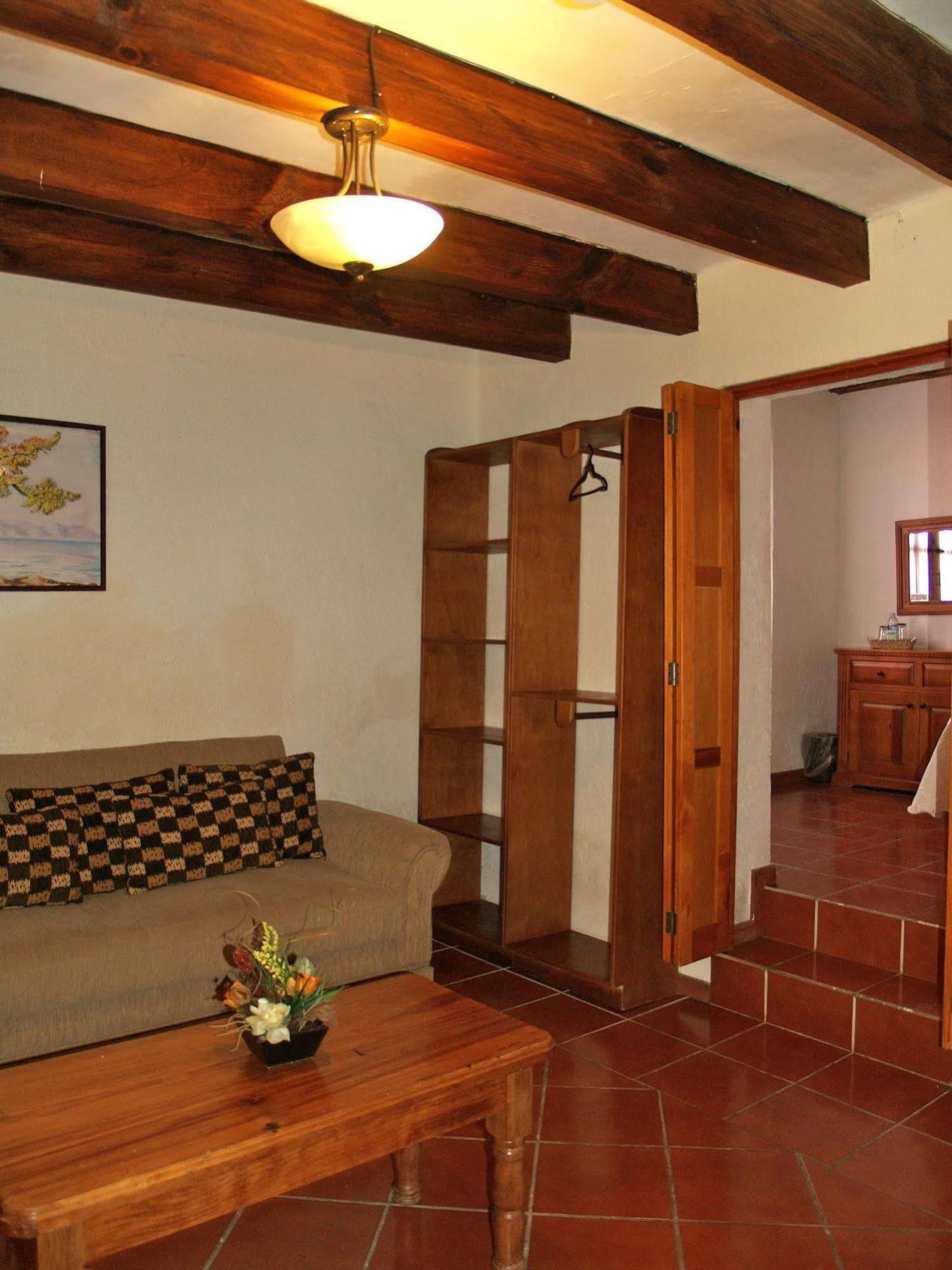 Hotel Refugio Agustino มอเรเลีย ภายนอก รูปภาพ