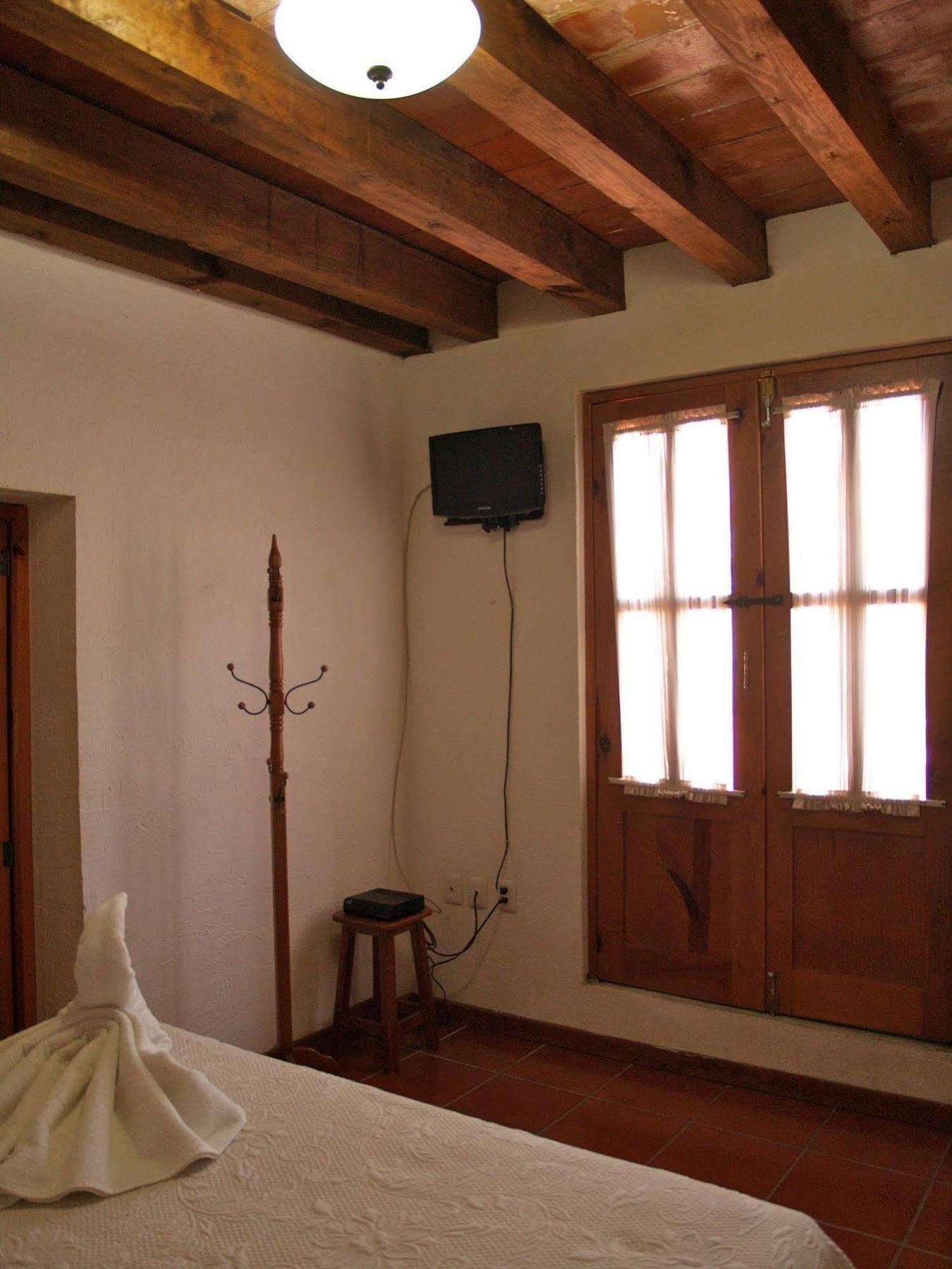 Hotel Refugio Agustino มอเรเลีย ภายนอก รูปภาพ