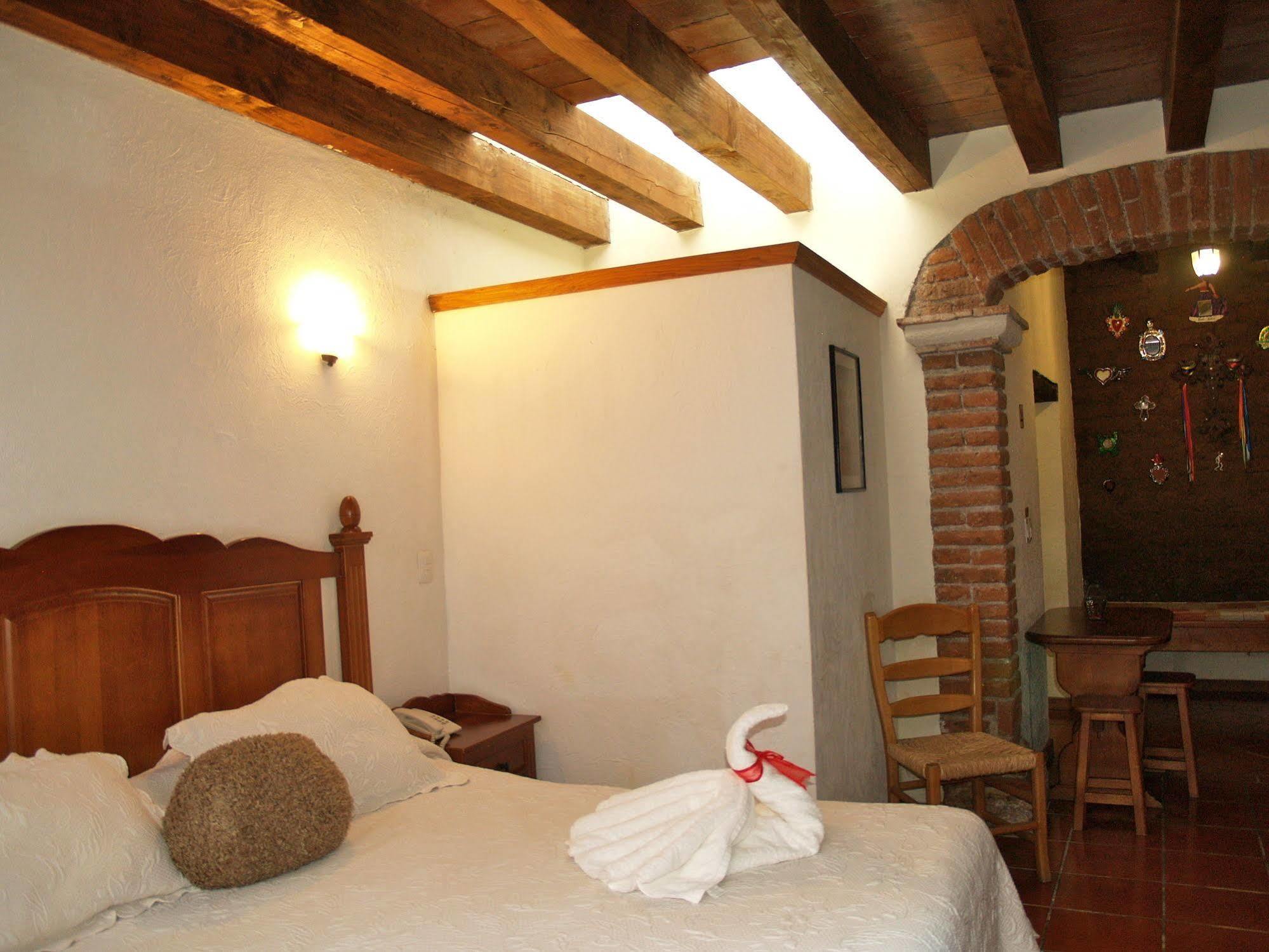 Hotel Refugio Agustino มอเรเลีย ภายนอก รูปภาพ